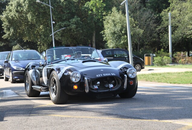 AC Cobra 427