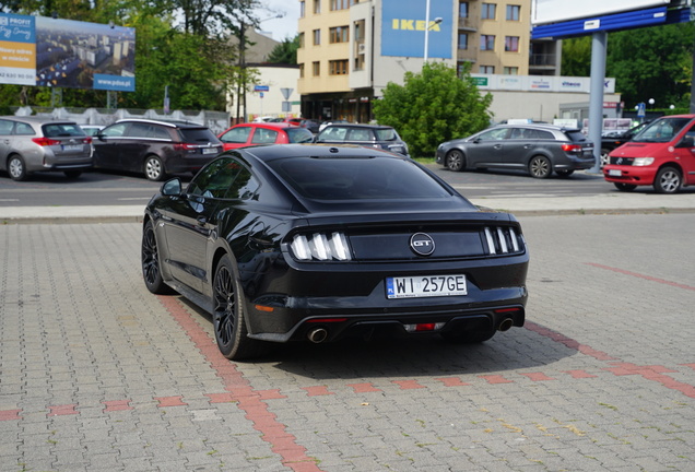 Ford Mustang GT 2015