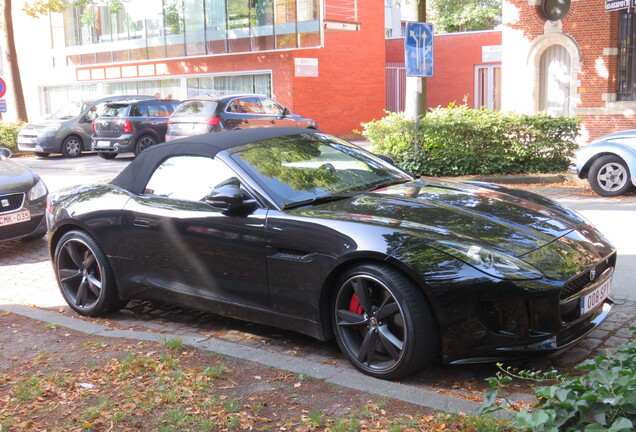 Jaguar F-TYPE S Convertible