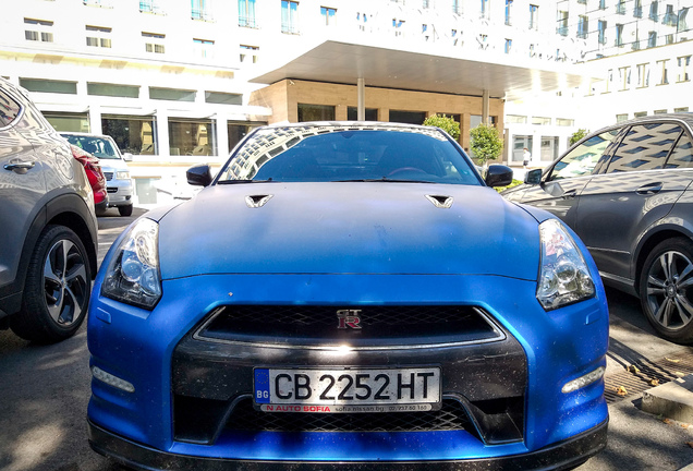 Nissan GT-R 2012