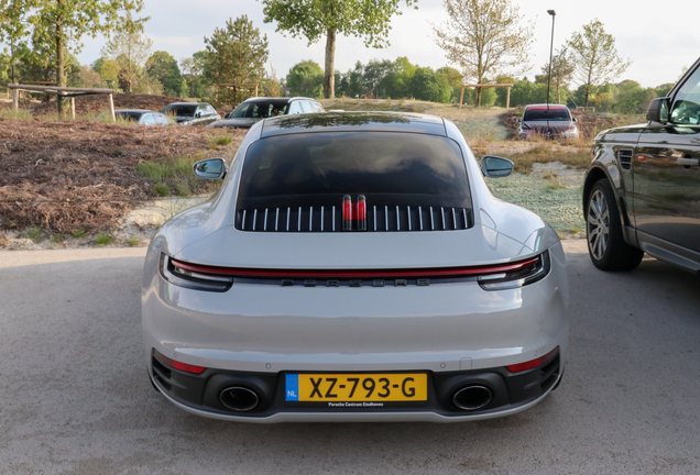 Porsche 992 Carrera 4S