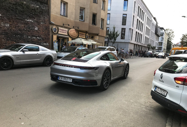 Porsche 992 Carrera 4S