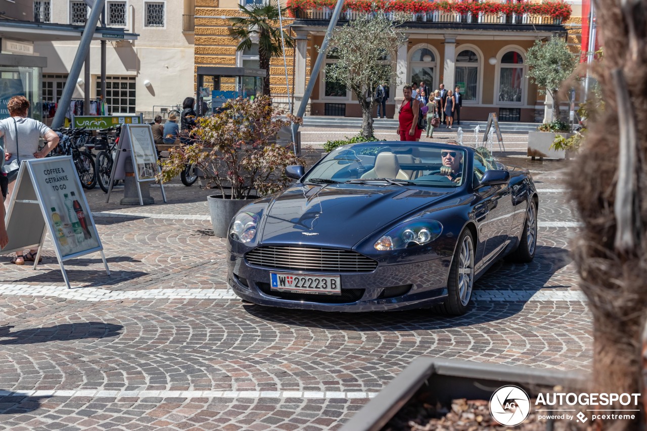 Aston Martin DB9 Volante