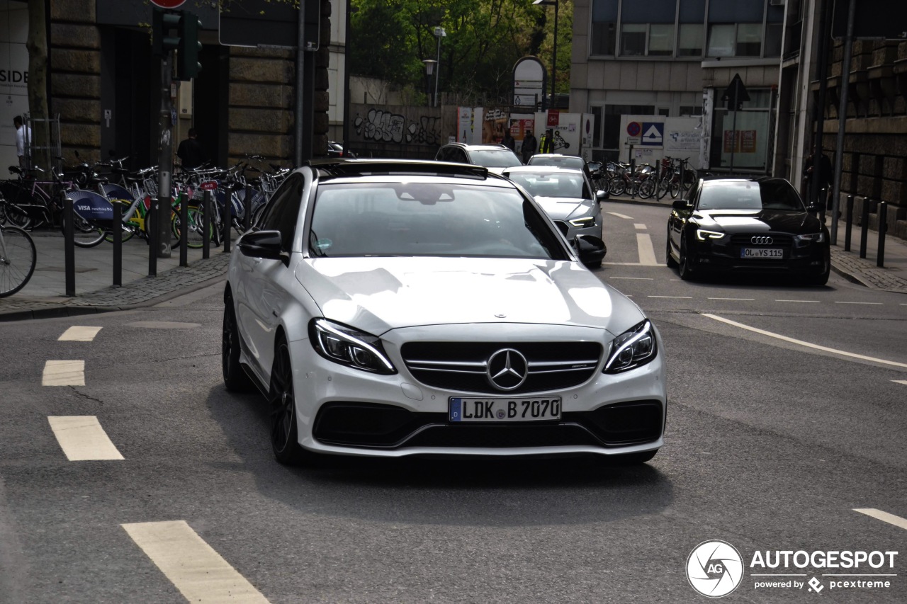 Mercedes-AMG C 63 S W205