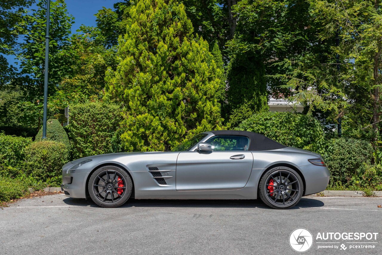 Mercedes-Benz SLS AMG Roadster