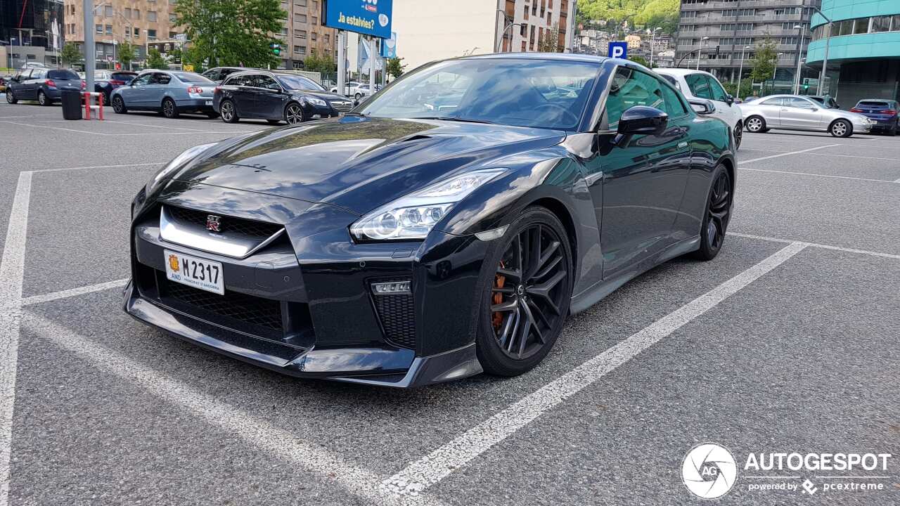 Nissan GT-R 2017