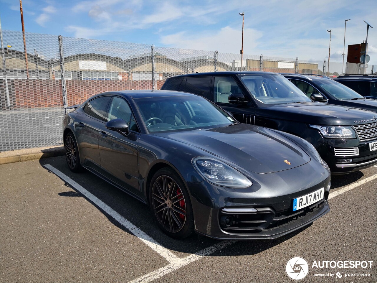 Porsche 971 Panamera Turbo