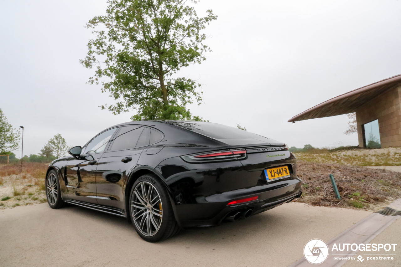 Porsche 971 Panamera Turbo S E-Hybrid