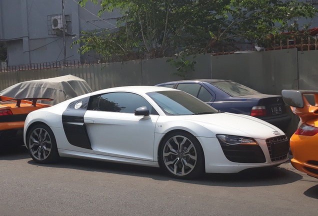 Audi R8 V10