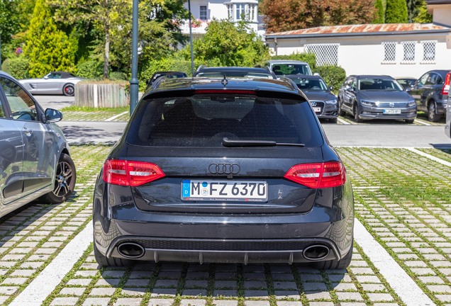 Audi RS4 Avant B8