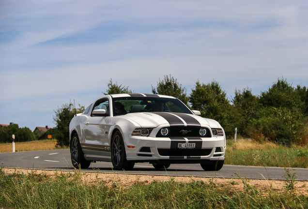 Ford Mustang GT 2013