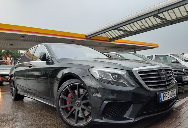 Mercedes-Benz S 63 AMG V222