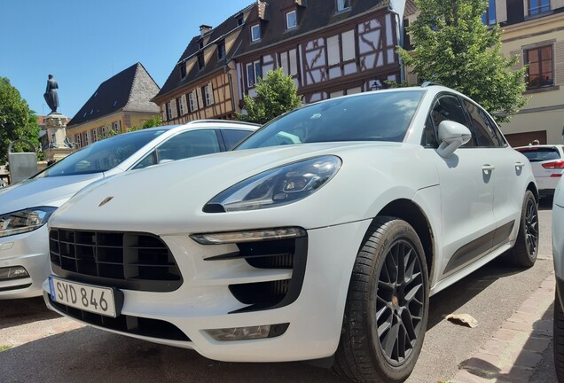 Porsche 95B Macan GTS