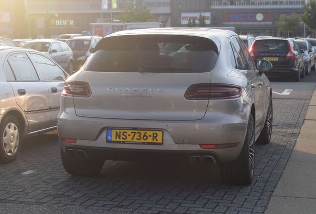 Porsche 95B Macan Turbo