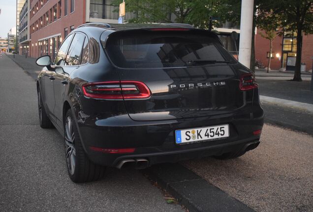 Porsche 95B Macan Turbo