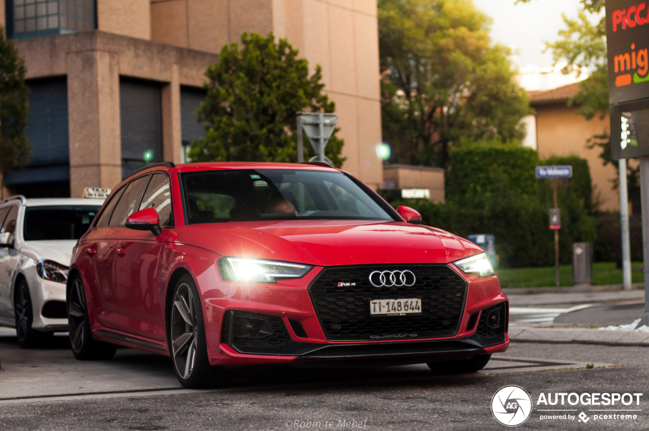 Audi RS4 Avant B9