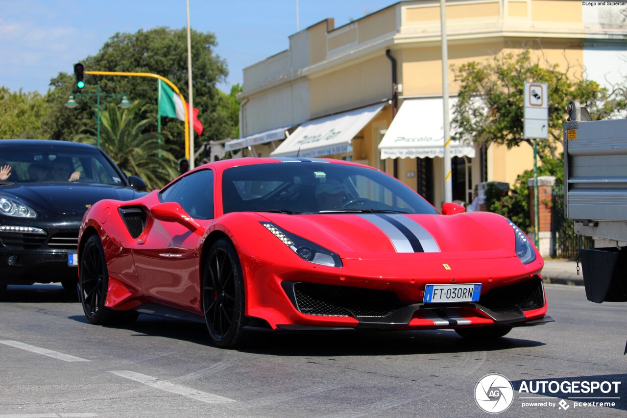 Ferrari 488 Pista