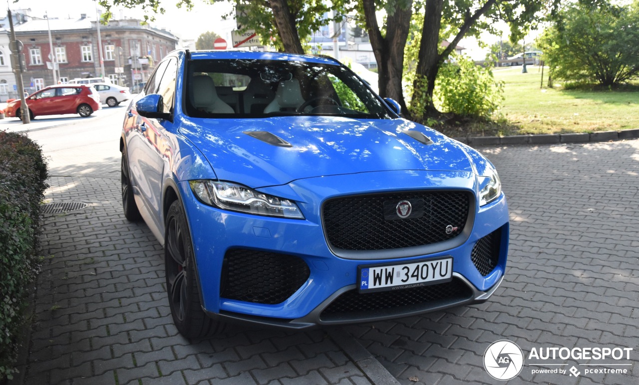 Jaguar F-PACE SVR