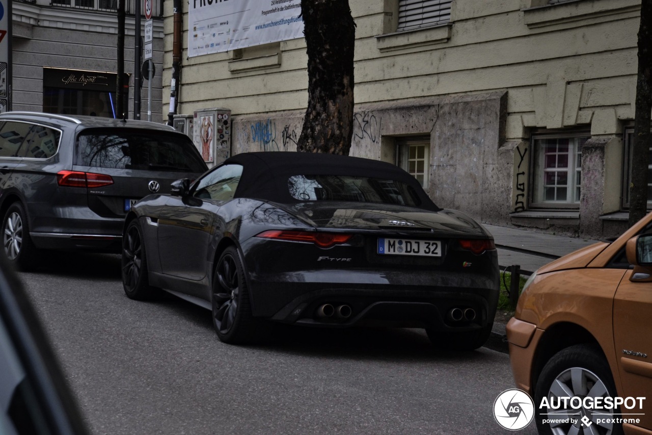 Jaguar F-TYPE S V8 Convertible