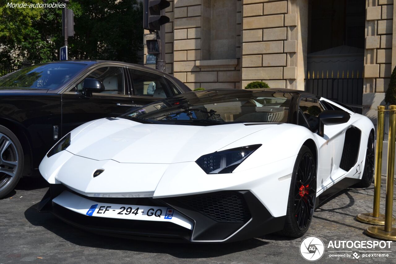 Lamborghini Aventador LP750-4 SuperVeloce Roadster