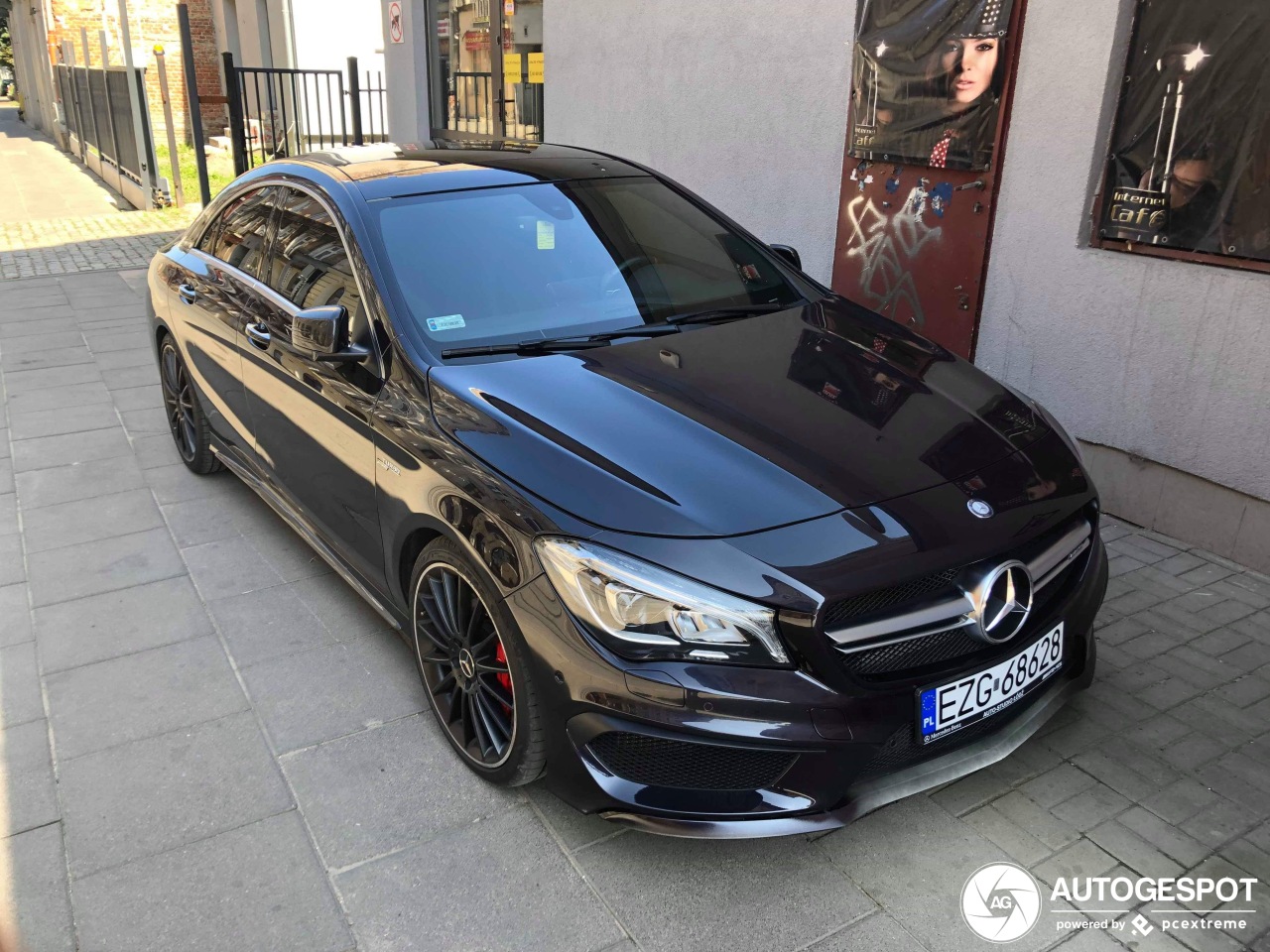 Mercedes-Benz CLA 45 AMG C117