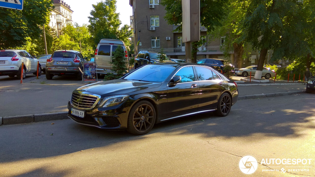 Mercedes-Benz S 63 AMG V222