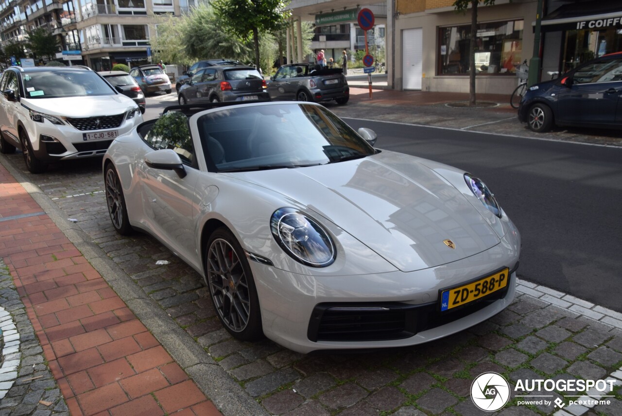 Porsche 992 Carrera 4S Cabriolet