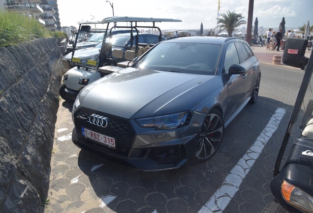 Audi RS4 Avant B9