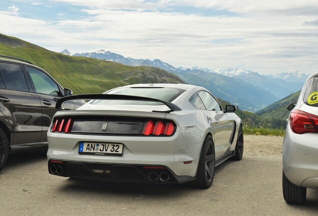 Ford Mustang Shelby GT350 2015