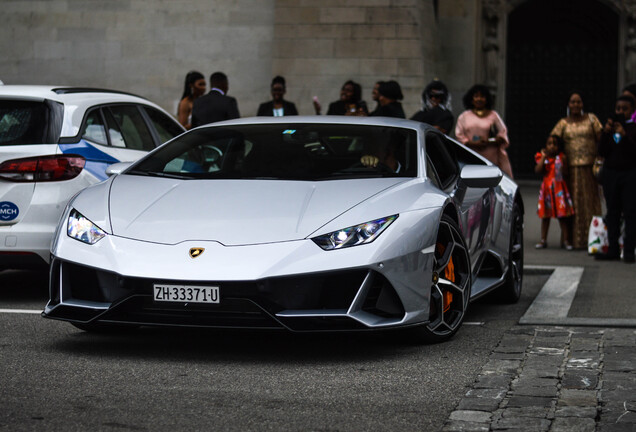 Lamborghini Huracán LP640-4 EVO