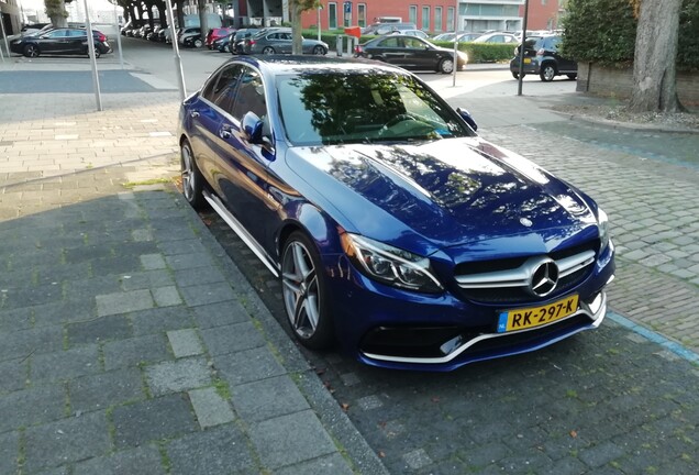 Mercedes-AMG C 63 S W205