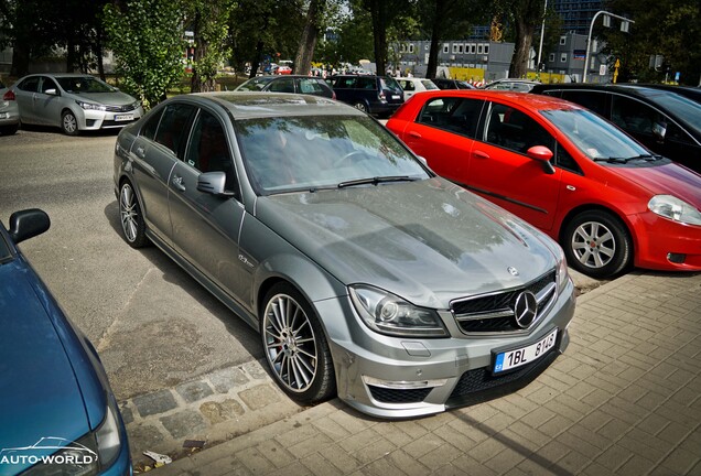 Mercedes-Benz C 63 AMG W204 2012