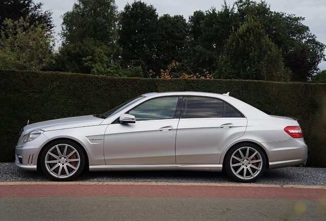 Mercedes-Benz E 63 AMG W212 V8 Biturbo