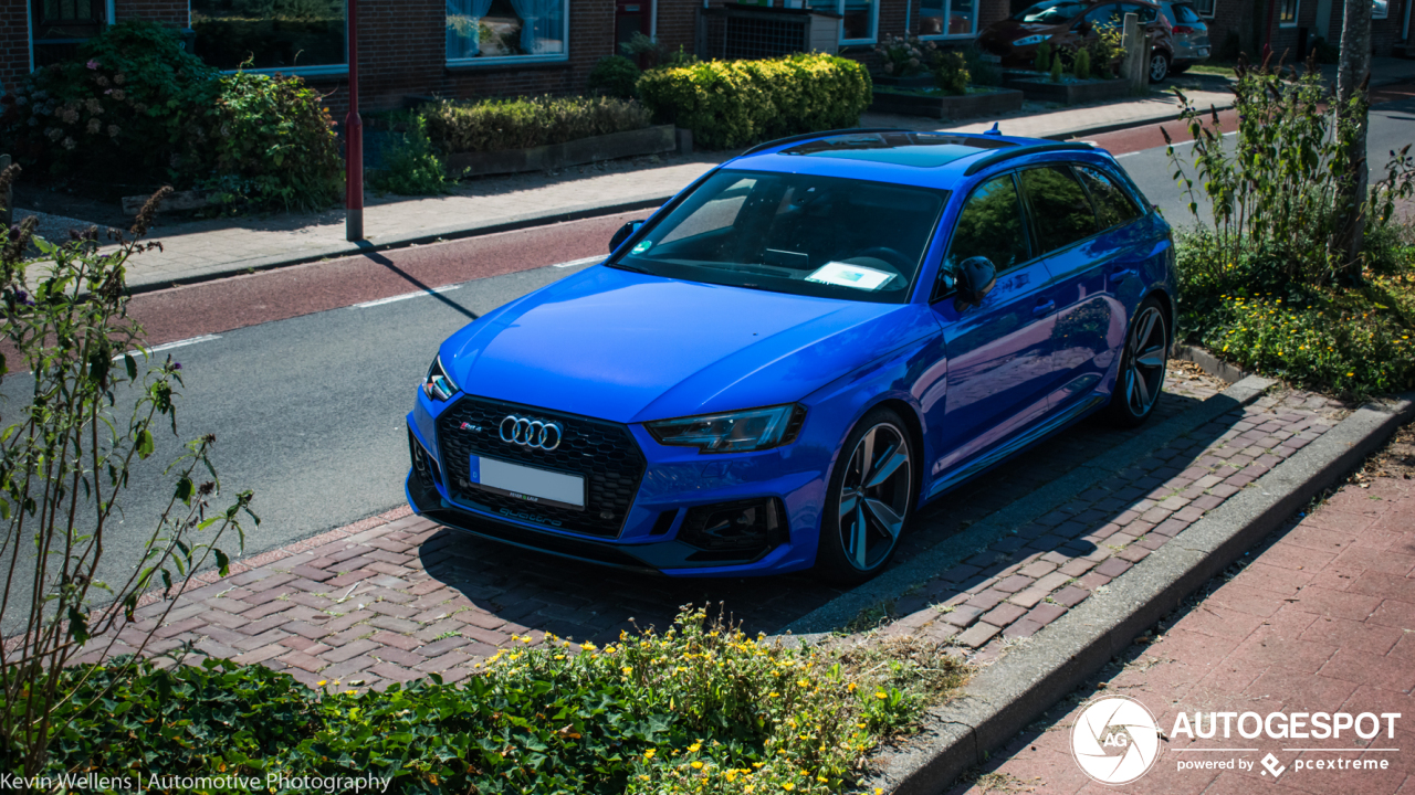 Audi RS4 Avant B9