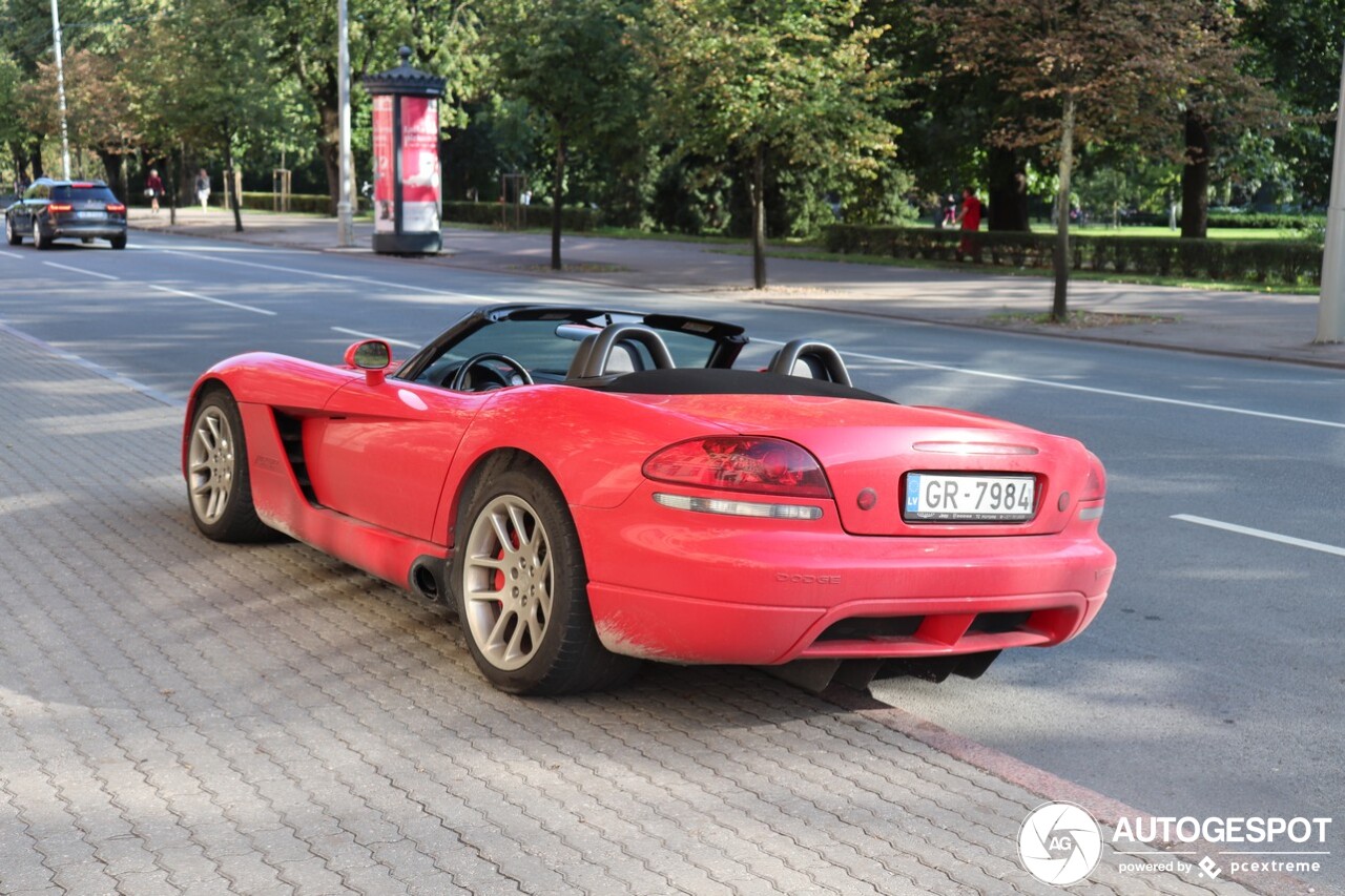 Dodge Viper SRT-10 Roadster 2003