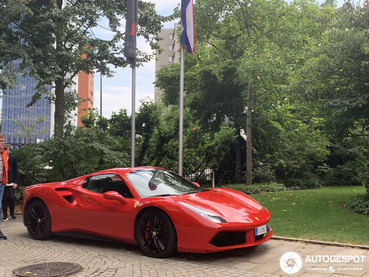 Ferrari 488 Spider