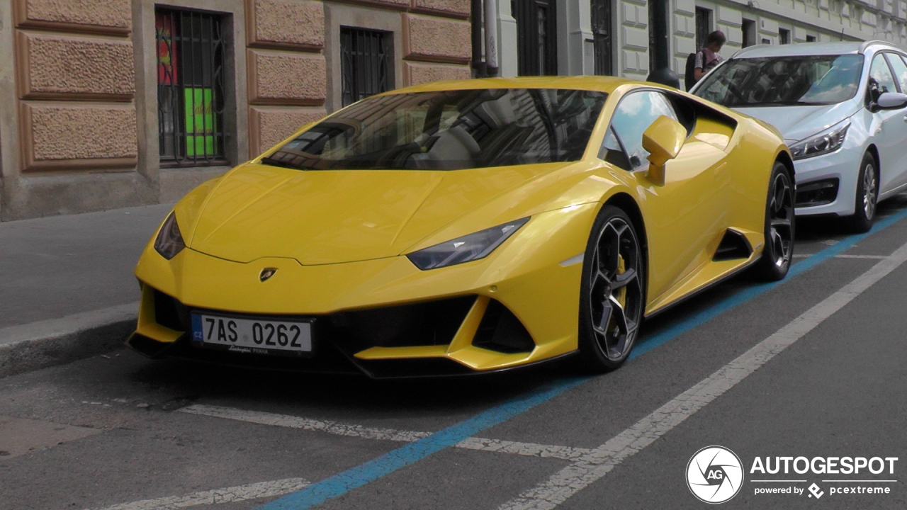 Lamborghini Huracán LP640-4 EVO