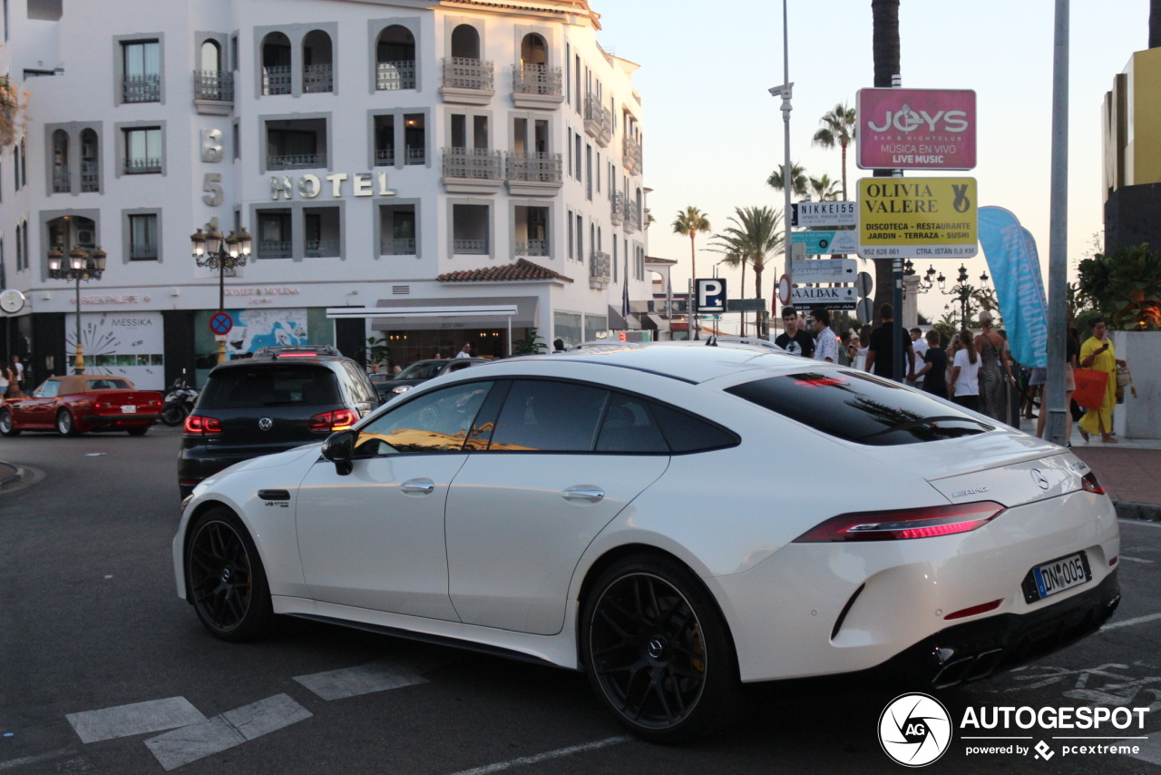 Mercedes-AMG GT 63 S X290