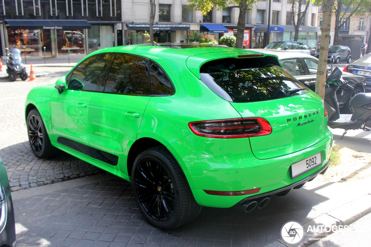 Porsche 95B Macan Turbo