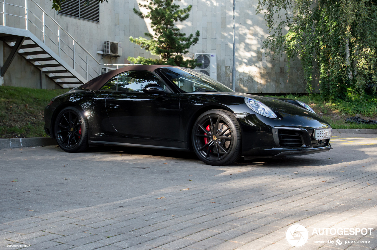 Porsche 991 Carrera 4S Cabriolet MkII