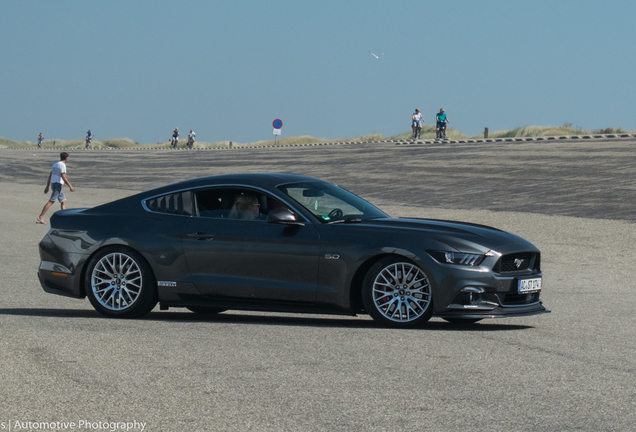 Ford Mustang GT 2015