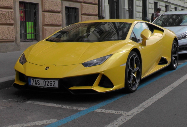 Lamborghini Huracán LP640-4 EVO