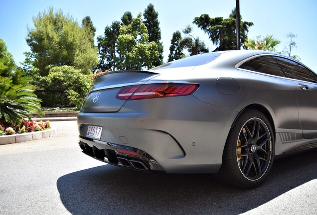 Mercedes-AMG S 63 Coupé C217 2018 Yellow Night Edition