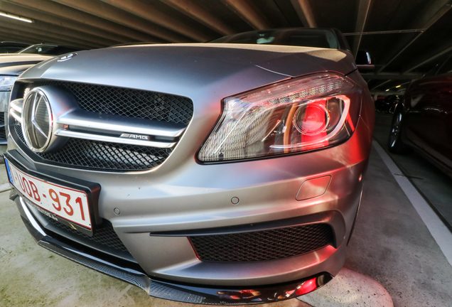 Mercedes-Benz A 45 AMG
