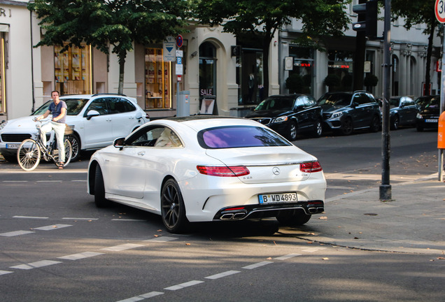 Mercedes-Benz S 63 AMG Coupé C217