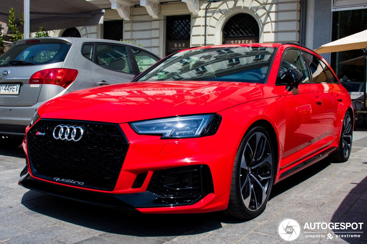 Audi RS4 Avant B9