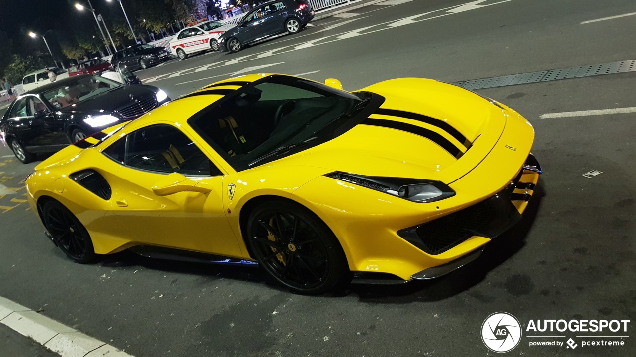 Ferrari 488 Pista