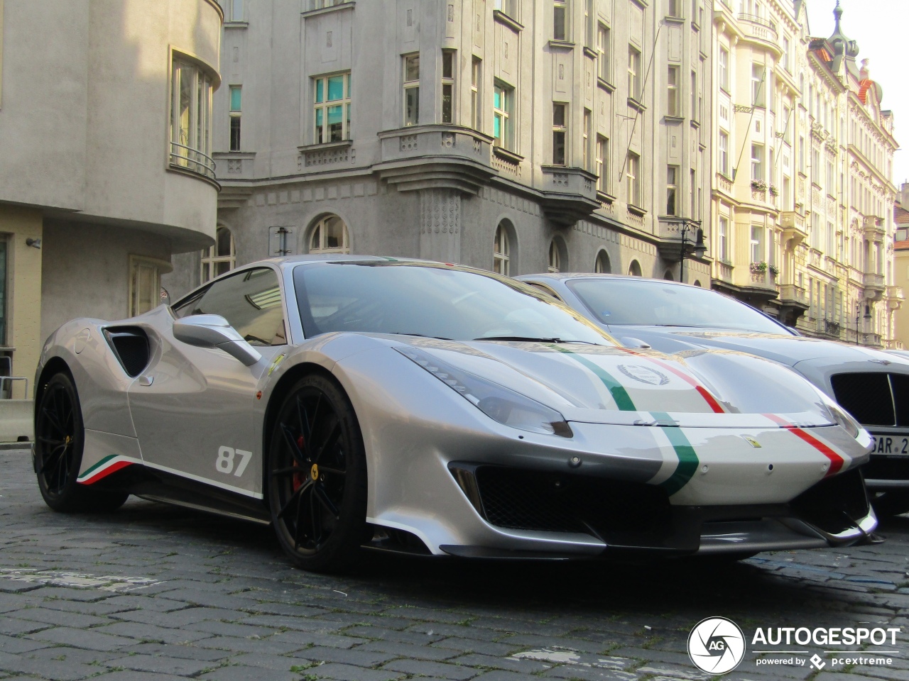 Ferrari 488 Pista Piloti