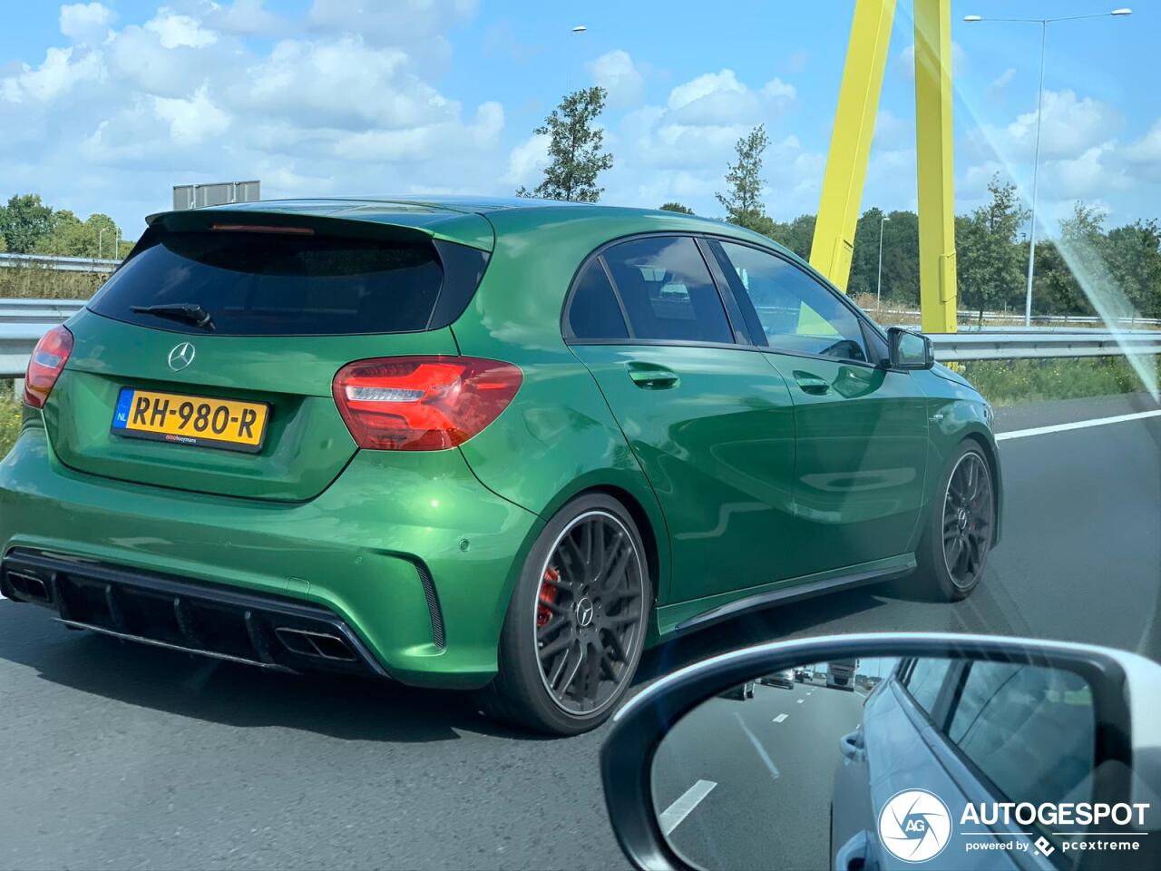 Mercedes-AMG A 45 W176 2015