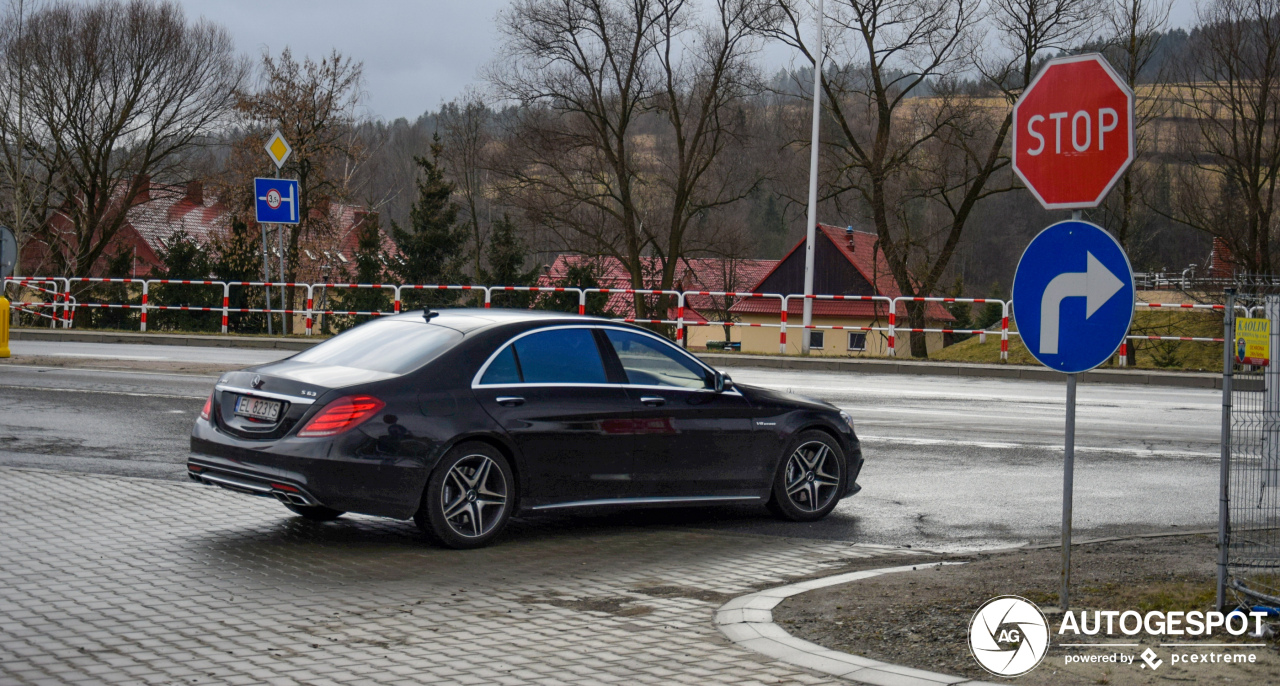 Mercedes-AMG S 63 V222